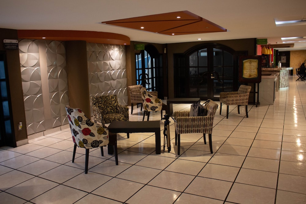 Diana Del Bosque Hotel 35/50
