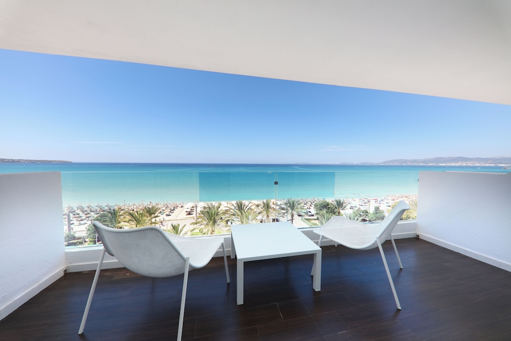 Iberostar Waves Bahia de Palma - Adults Only 33/38