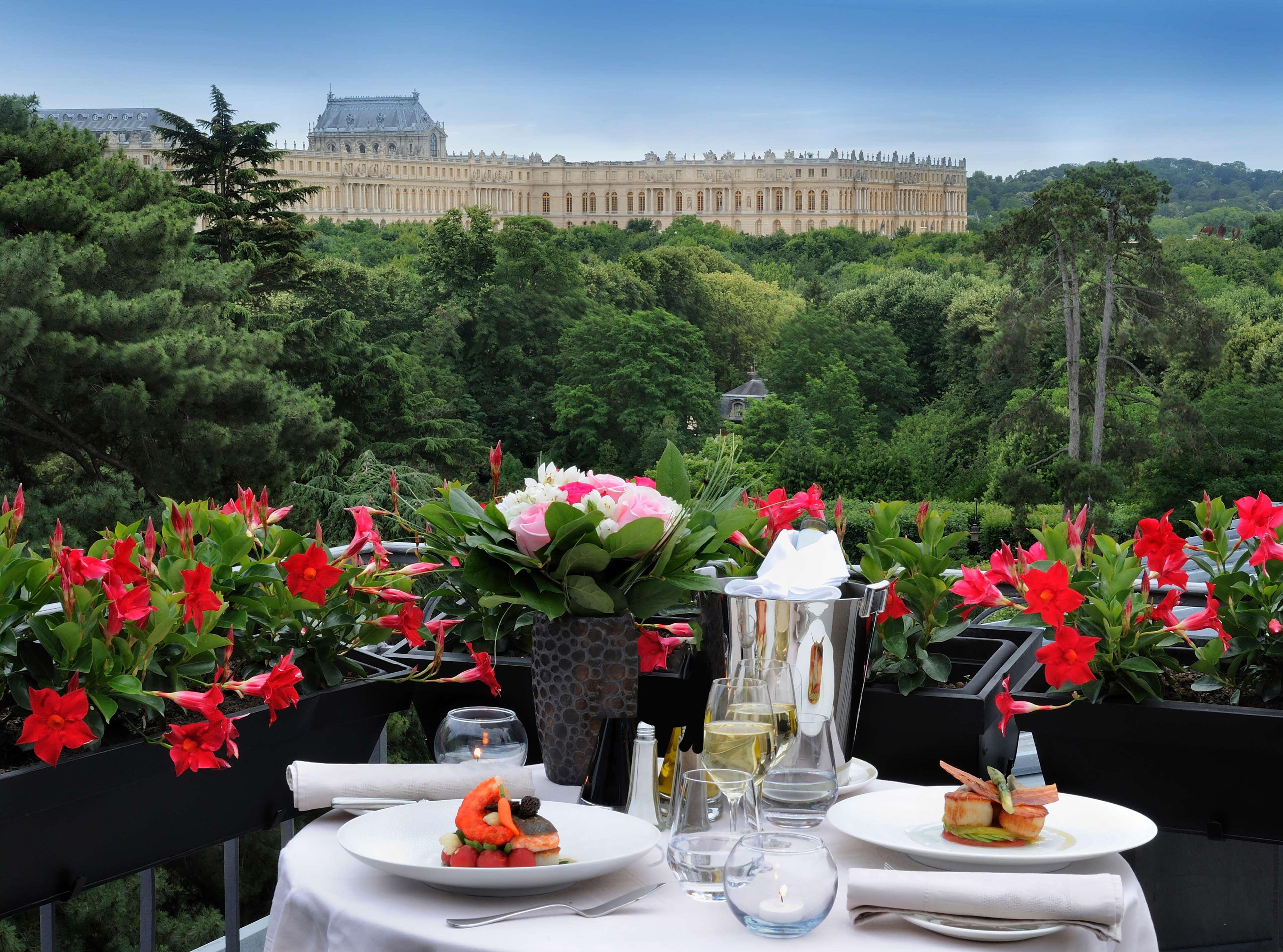 Palace, 5 Star, Suite, King Bed, Castle View, Terrace