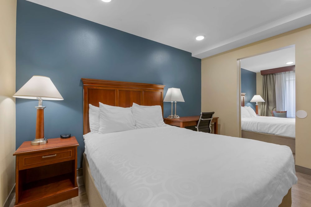 Best Western Plus Clocktower Inn 5/25