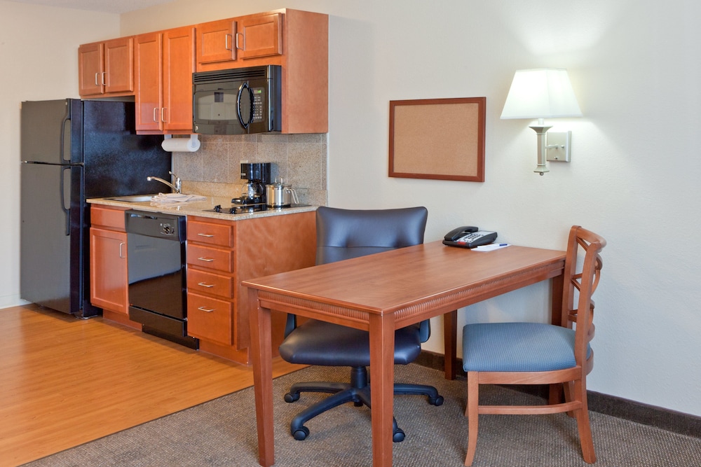 Candlewood Suites Manassas 50/61