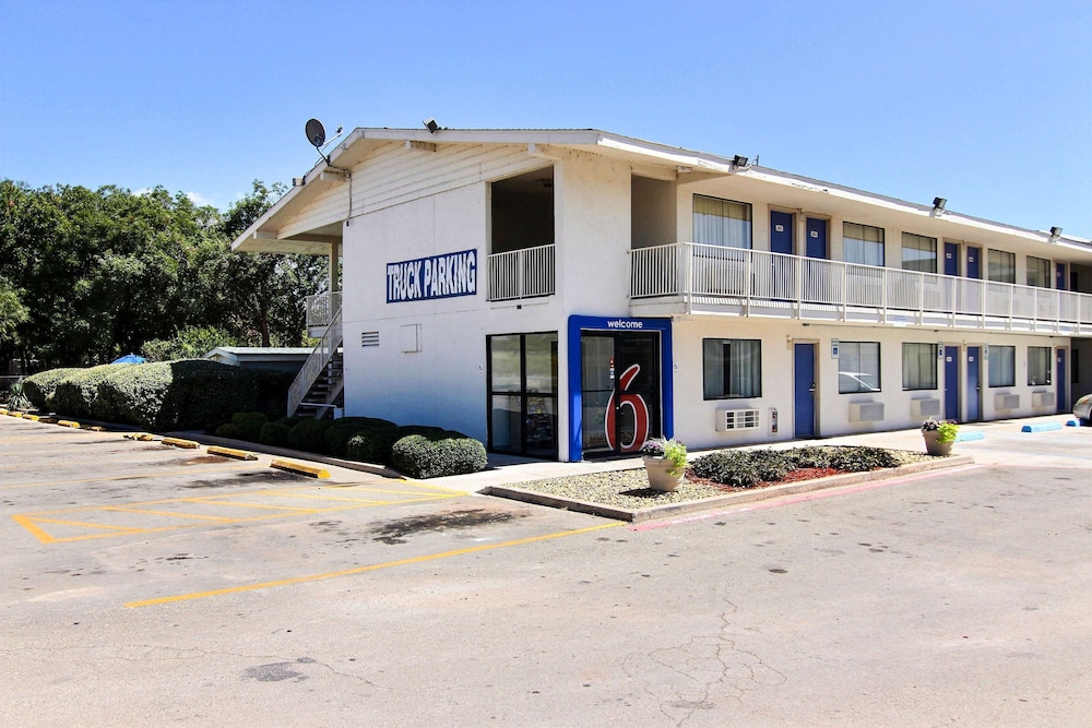 Motel6 Abilene, Tx 34/42