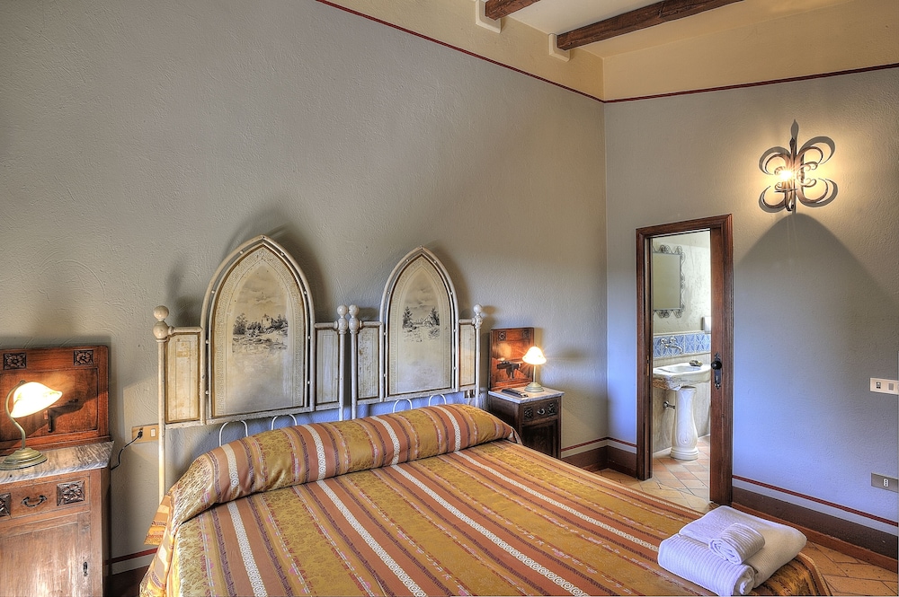 Albergo Diffuso Borgo Montemaggiore 12/63