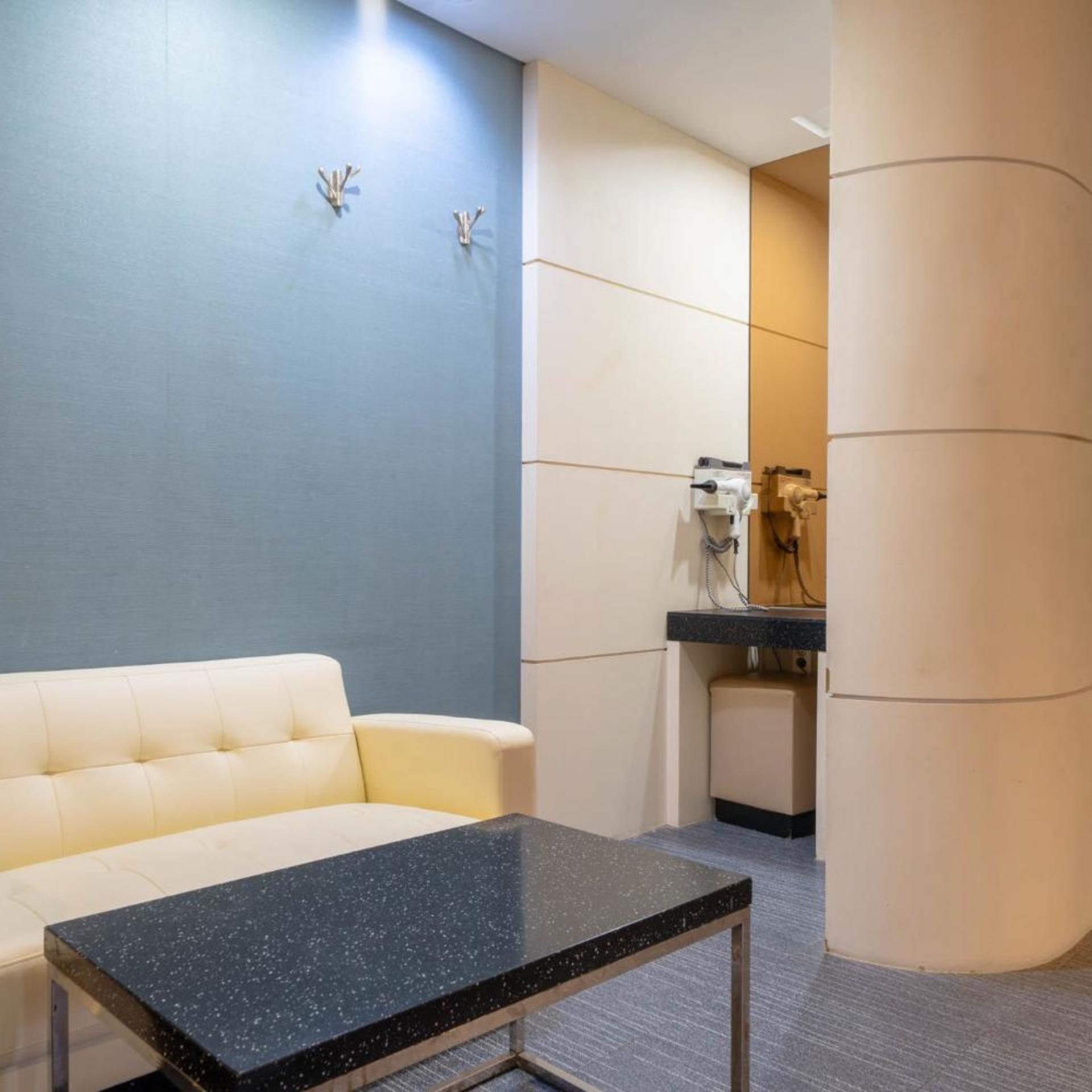 Ava Hotel Changwon 89/99