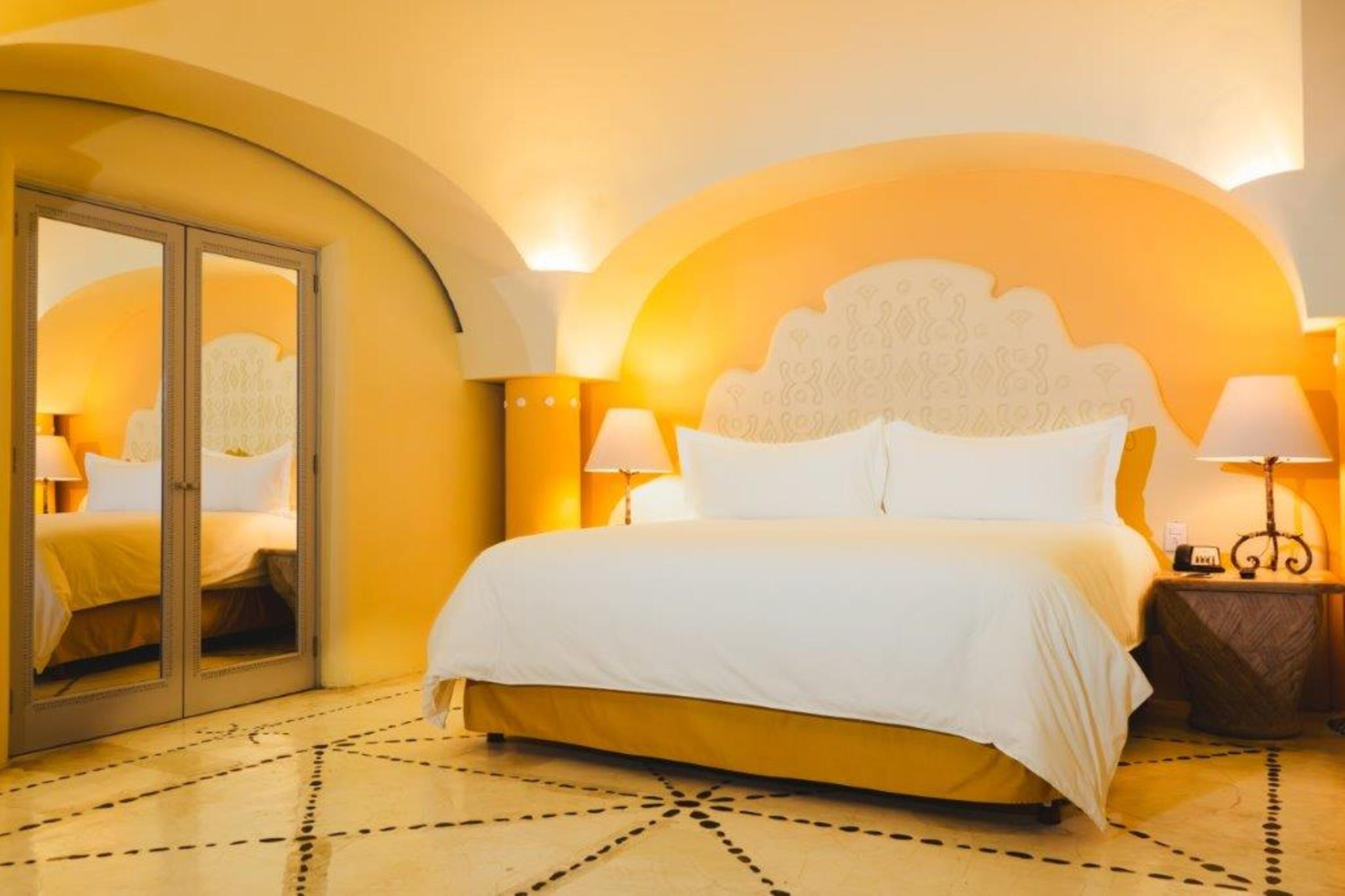 Grand, Suite, King Bed, with Pool