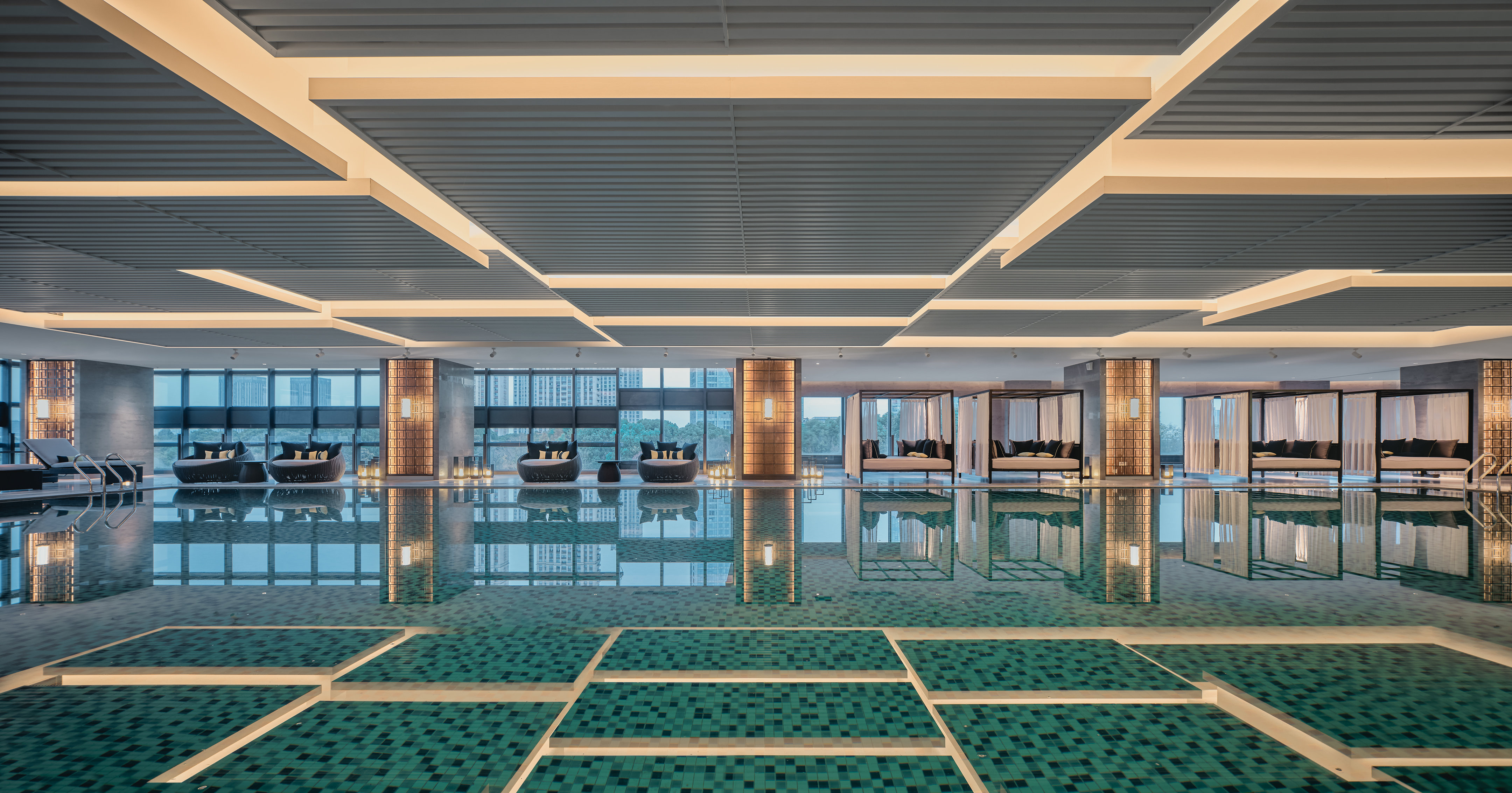 Holiday Inn & Suites Kunshan Huaqiao an IHG Hotel 7/11