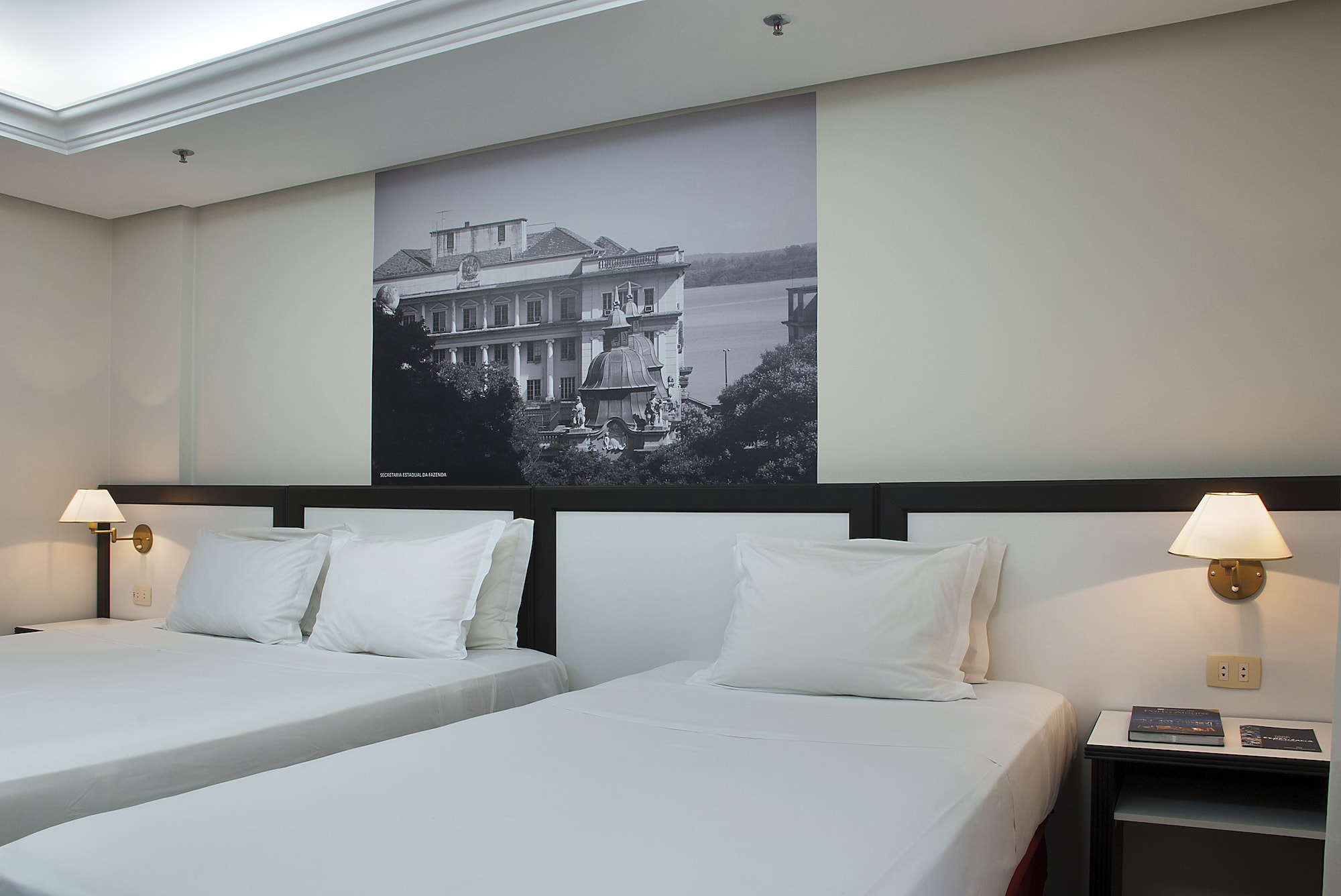 CLASSIC, TRIPLE, MULTIPLE BEDS