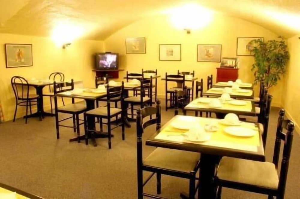 Hotel Elysee 21/23