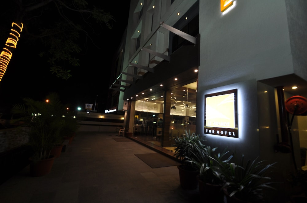 HOTEL LE GRANDE RESIDENCY 28/31