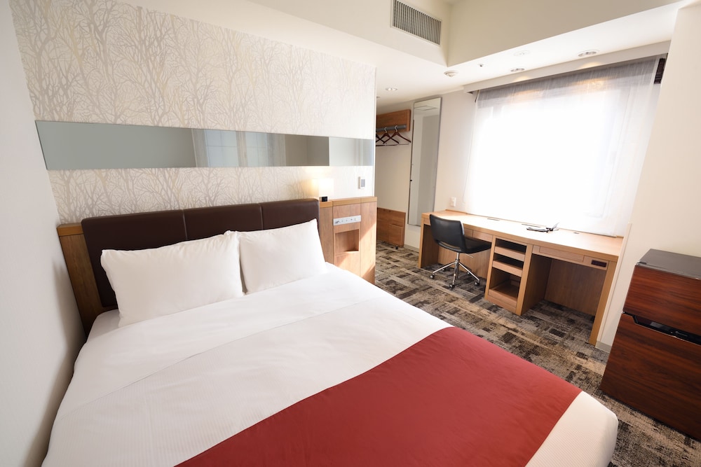 ROOM, DOUBLE BED, SMOKING