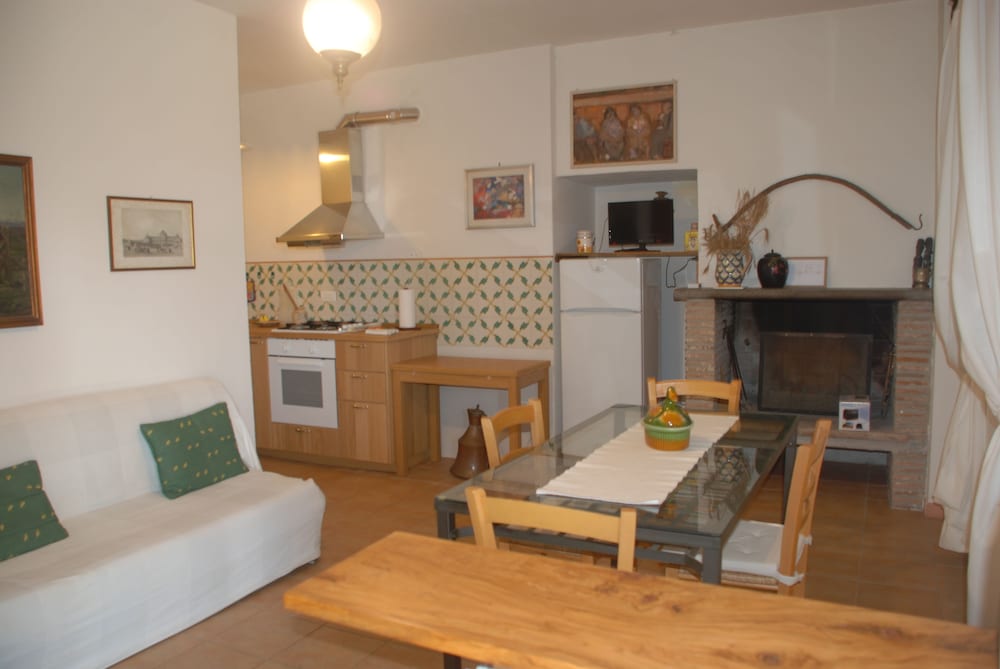 Agriturismo Podere Conte Ràcani 20/40