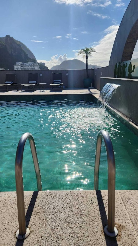 Mirador Rio Hotel 41/48