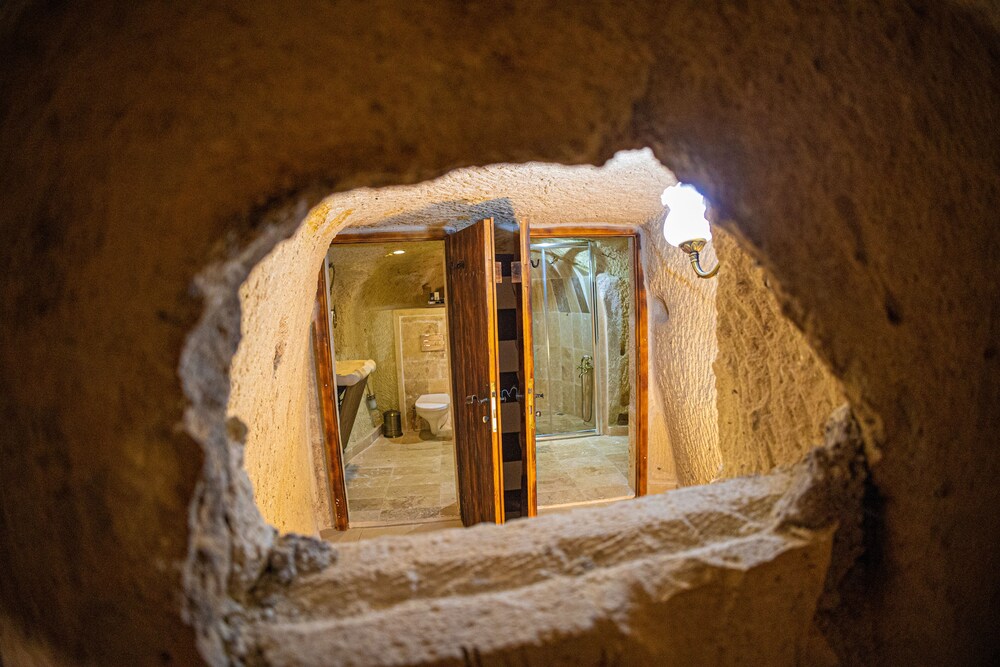 Pietra Cave Suites 6/49
