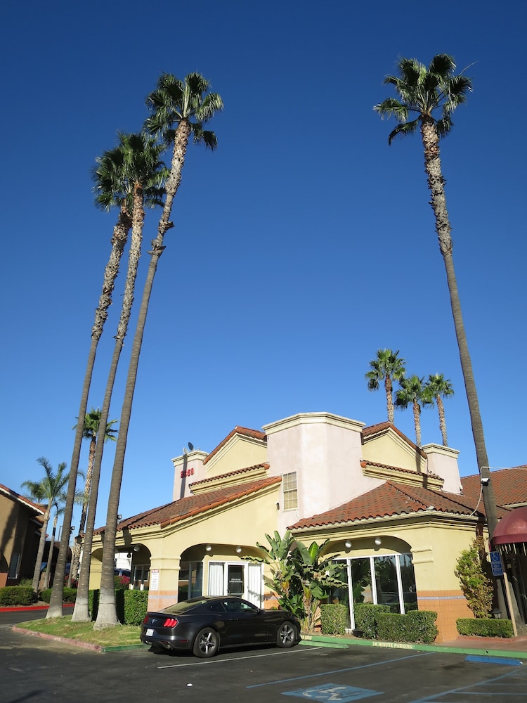 Country Inn 58/64