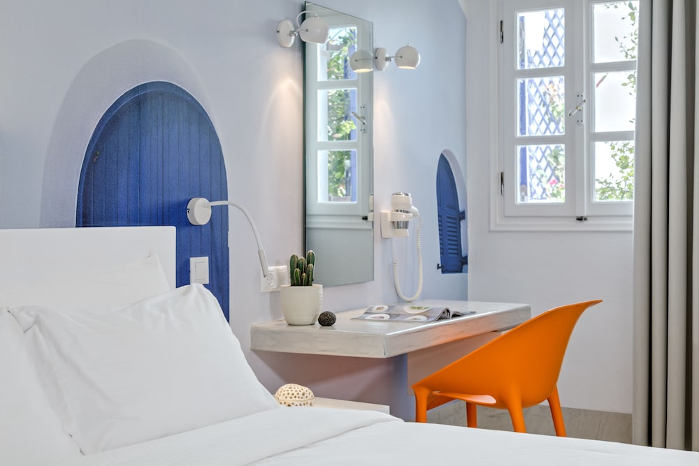 Kouros Village Hotel Adults Only 6/71