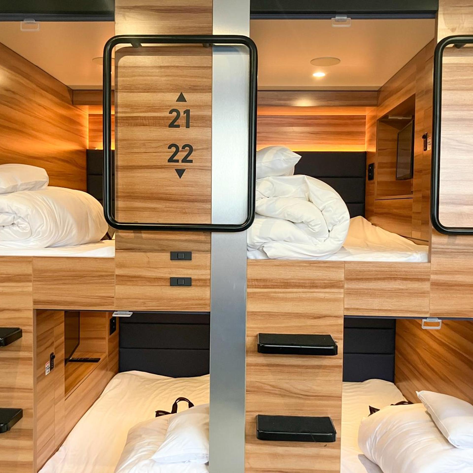 Capsule, Male Dorm