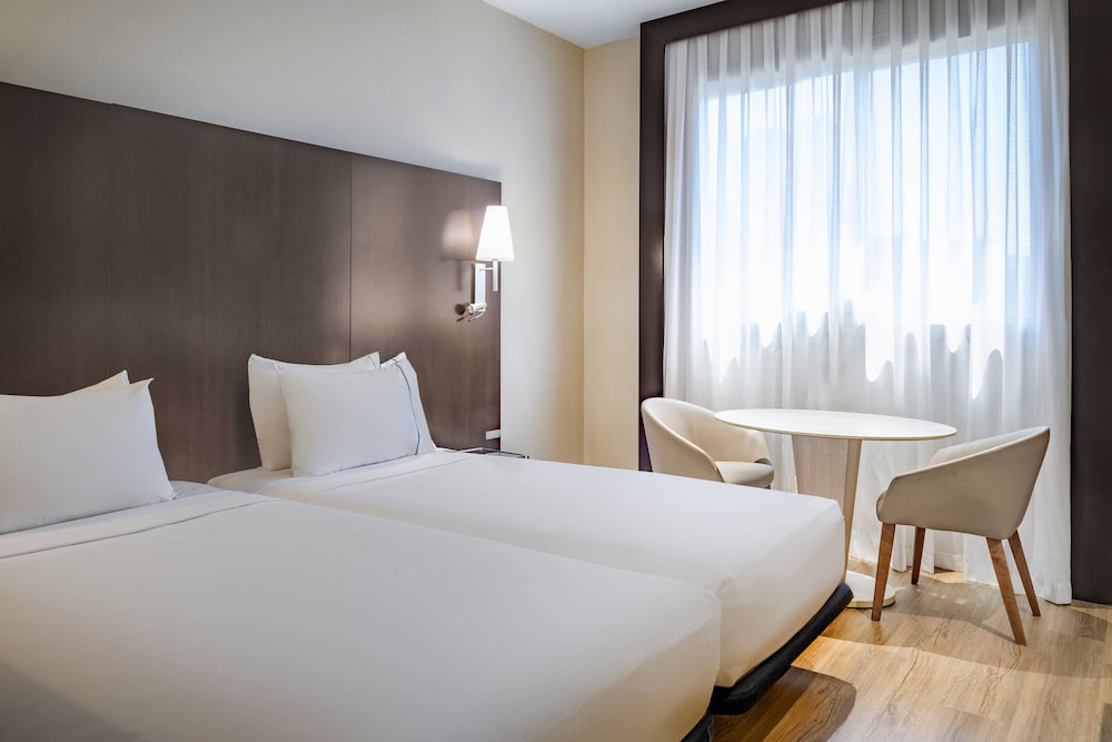 AC Hotel Valencia by Marriott 14/71