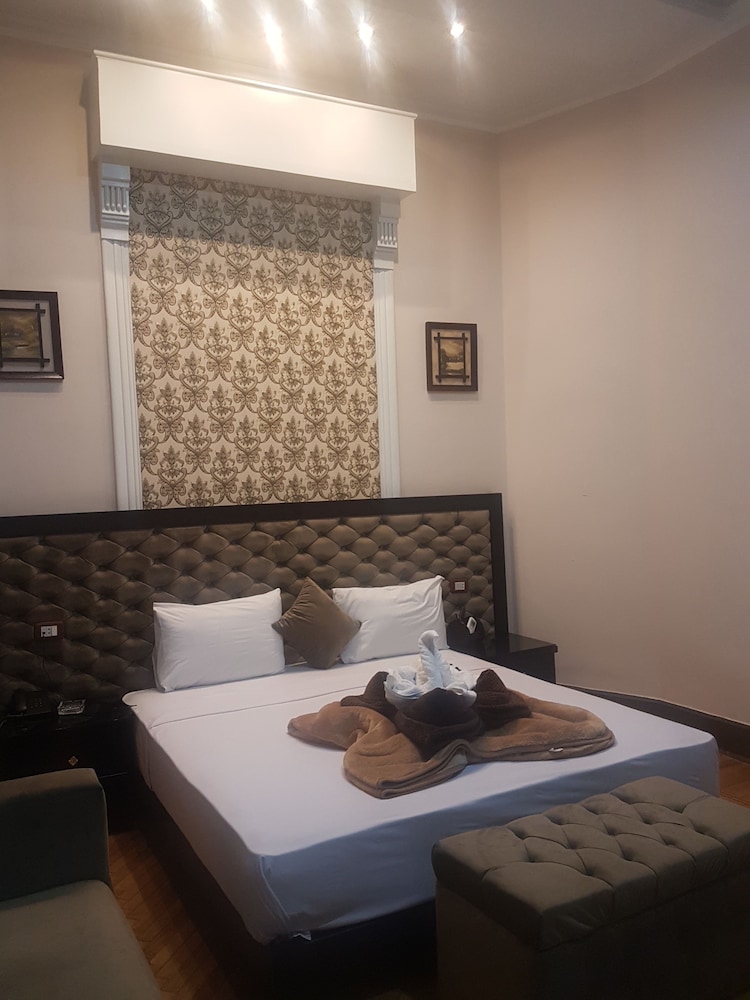 Paradise Boutique Hotel 12/43