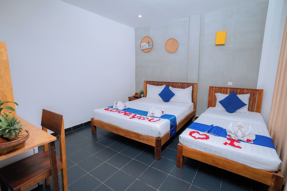 SUPERIOR, TWIN BEDS