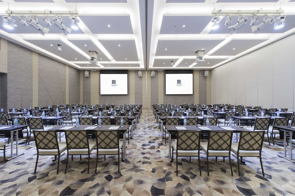 Golden Tulip FAB Hotel 25/43