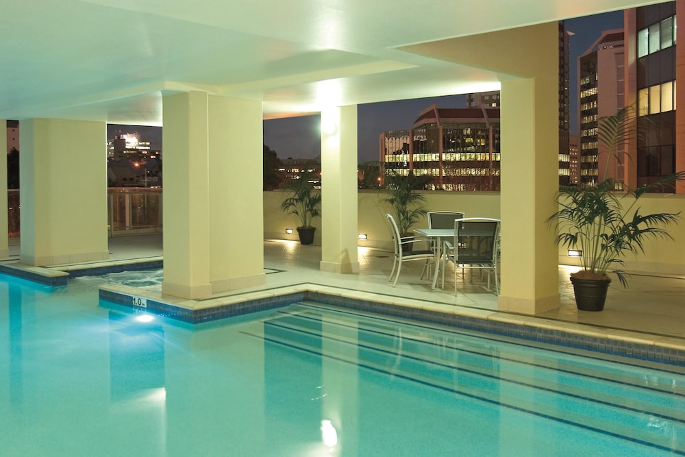 Oaks Brisbane Lexicon Suites 12/37