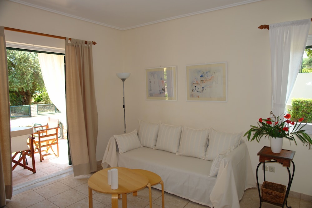 Barbati Bay Apartments 30/66