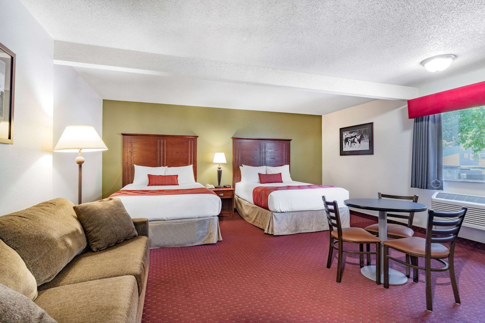 Baymont by Wyndham Bozeman 20/48