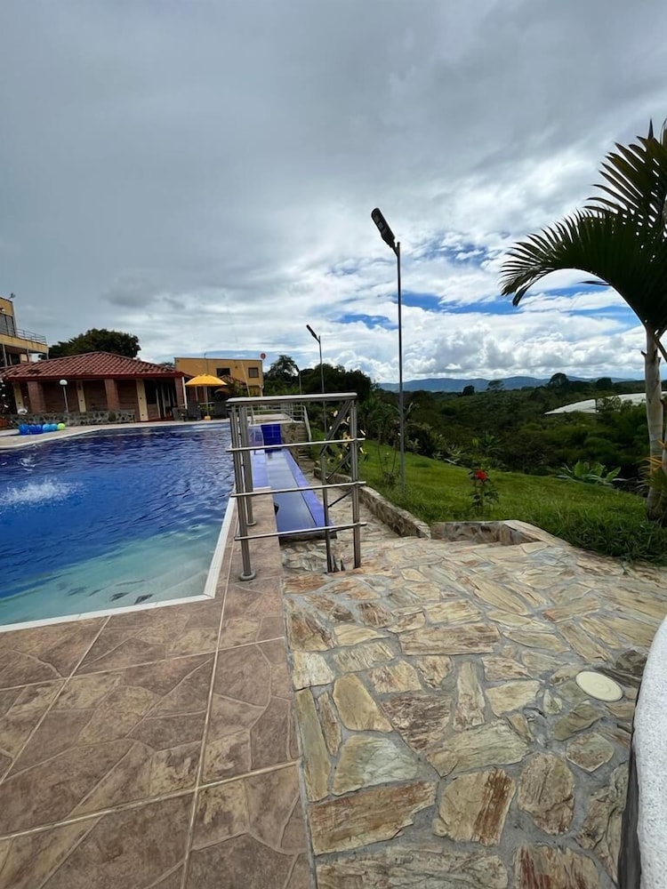 Hotel Bora Bora Campestre Los mangos 33/45