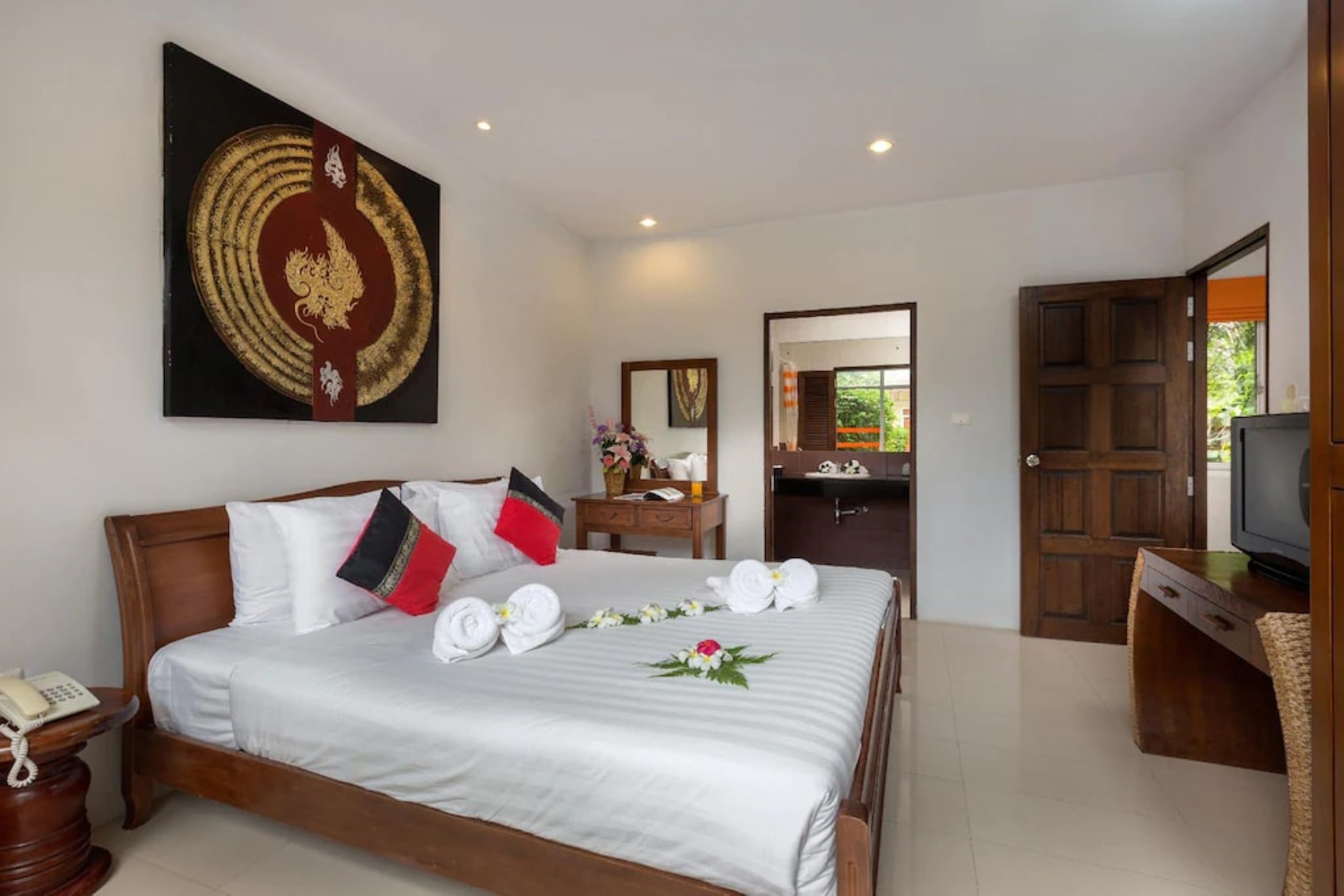 1 Bedroom, Suite, Pool Access