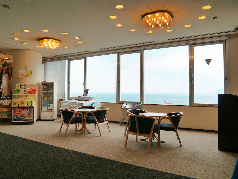 Wisterian Life Club Atami 22/30