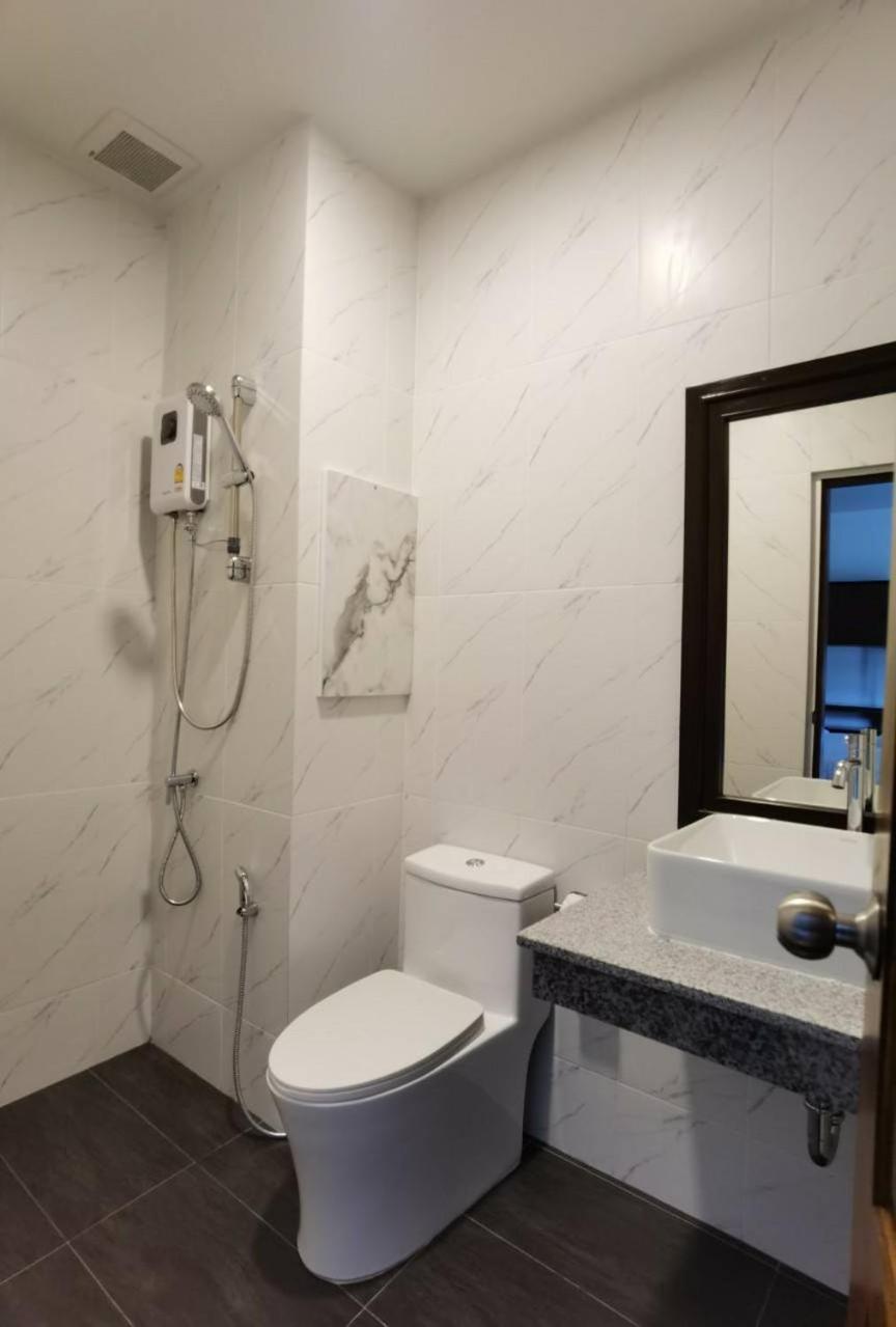 Chalalai Hotel Krabi 16/21
