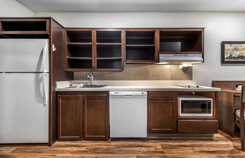Extended Stay America Select Suites - Pittsburgh - Cranberry 24/32