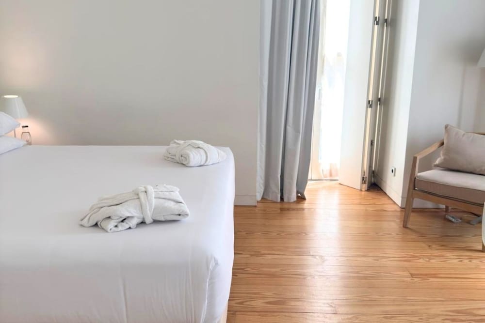 Inspira, Suite, Double Bed, Sofa، Inspira Liberdade Boutique Hotel 8/10