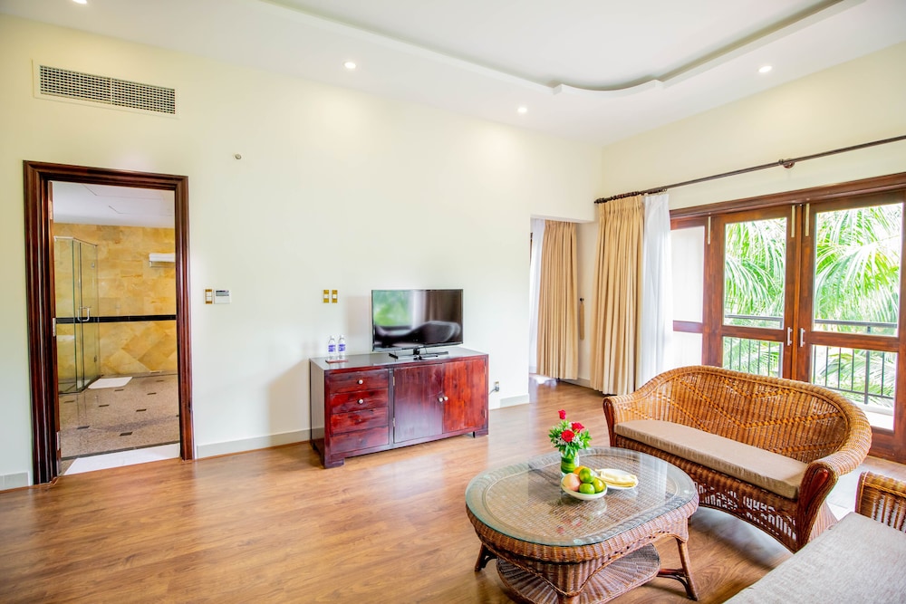 Diamond Bay Resort & Spa 48/74