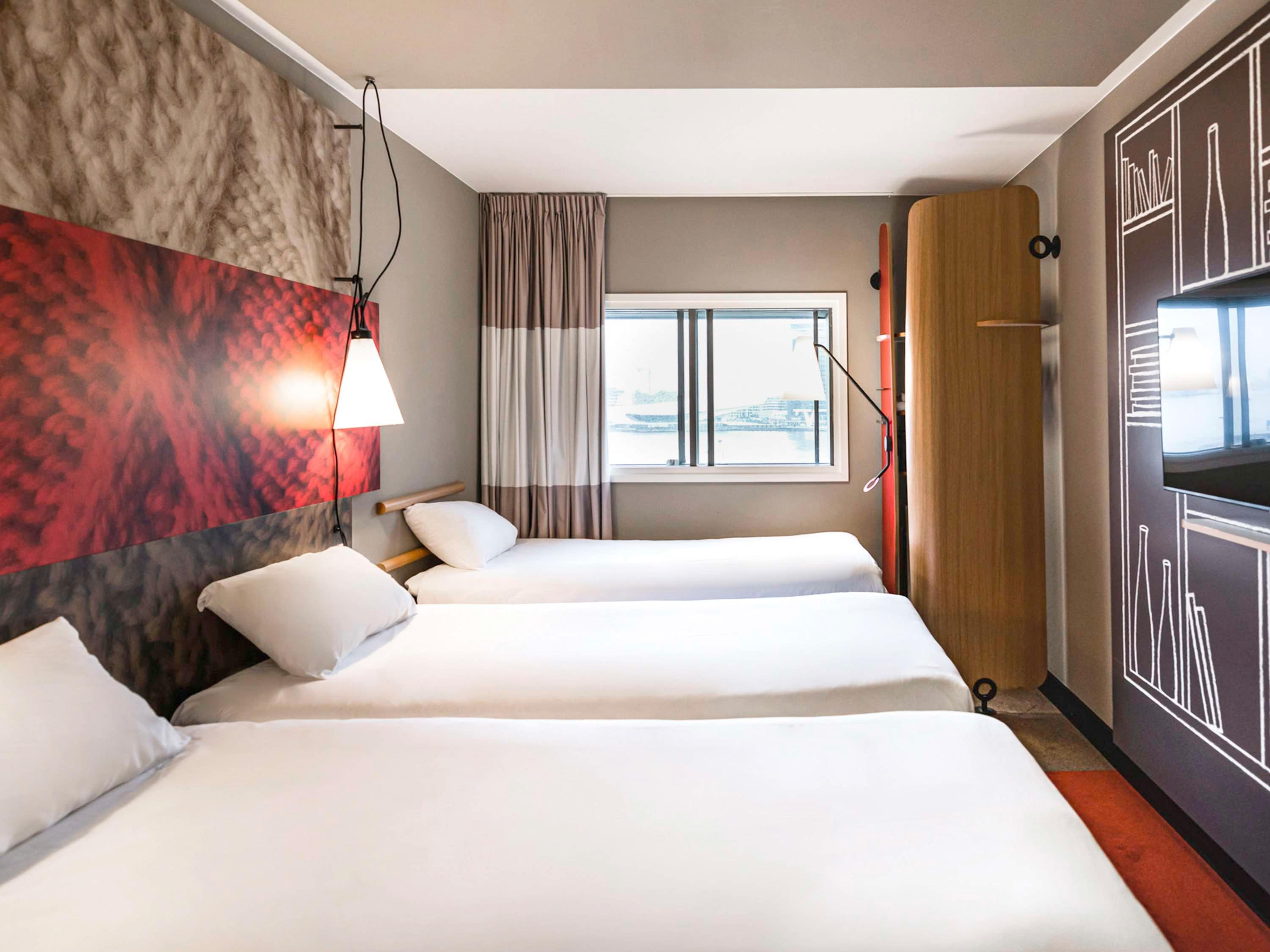 1 Bedroom, Double Bed, Ibis Amsterdam Centre Hotel 5/10