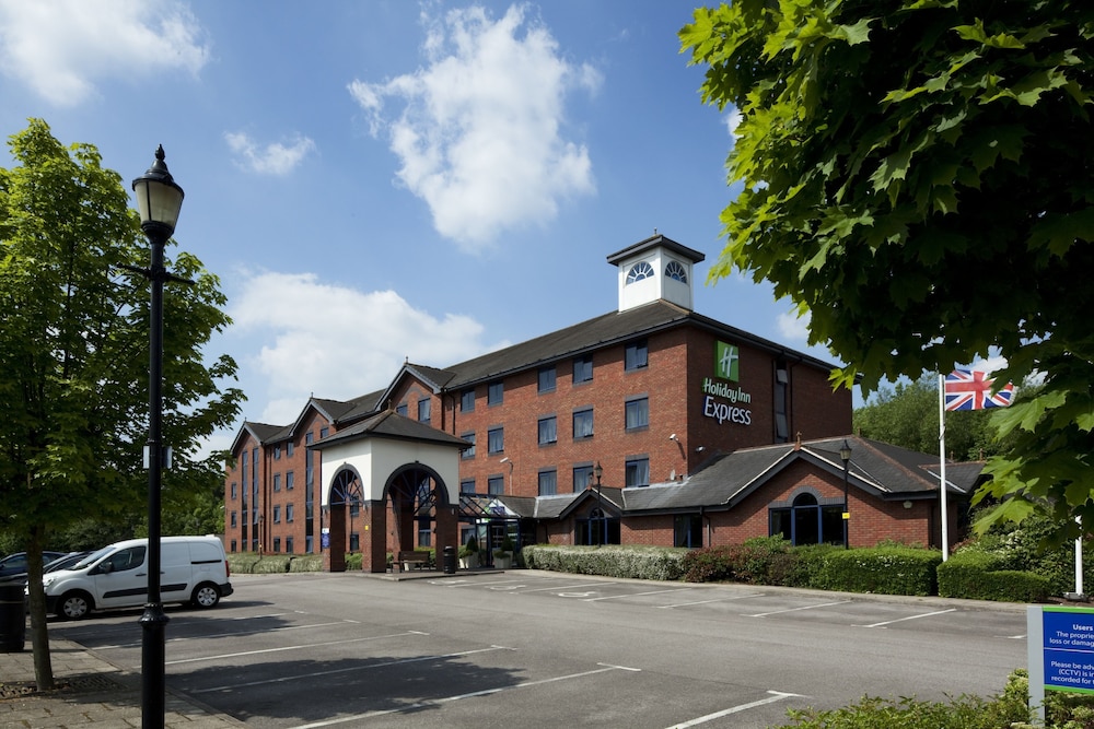 Holiday Inn Express Stafford, an IHG Hotel 1/61
