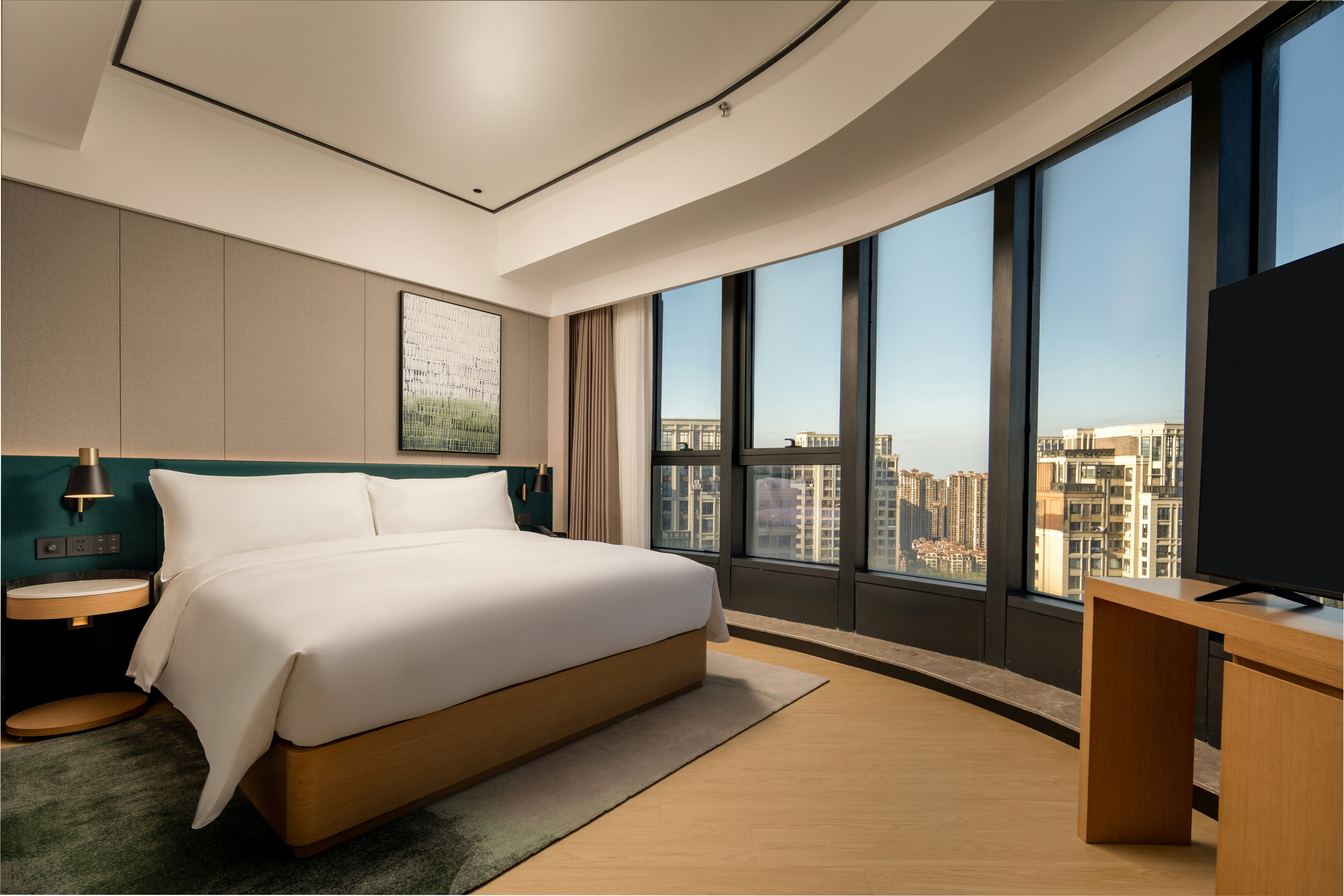PREMIUM, KING BED