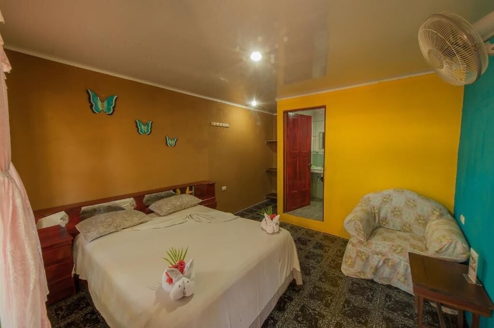 Cabinas El Icaco Tortuguero - Hostel 23/76