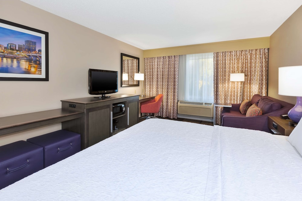 Hampton Inn Waterbury Ct 10/22
