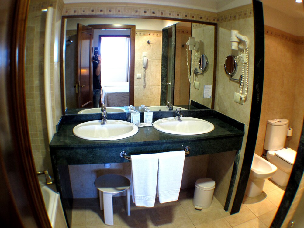 Ohtels Cabogata 50/50