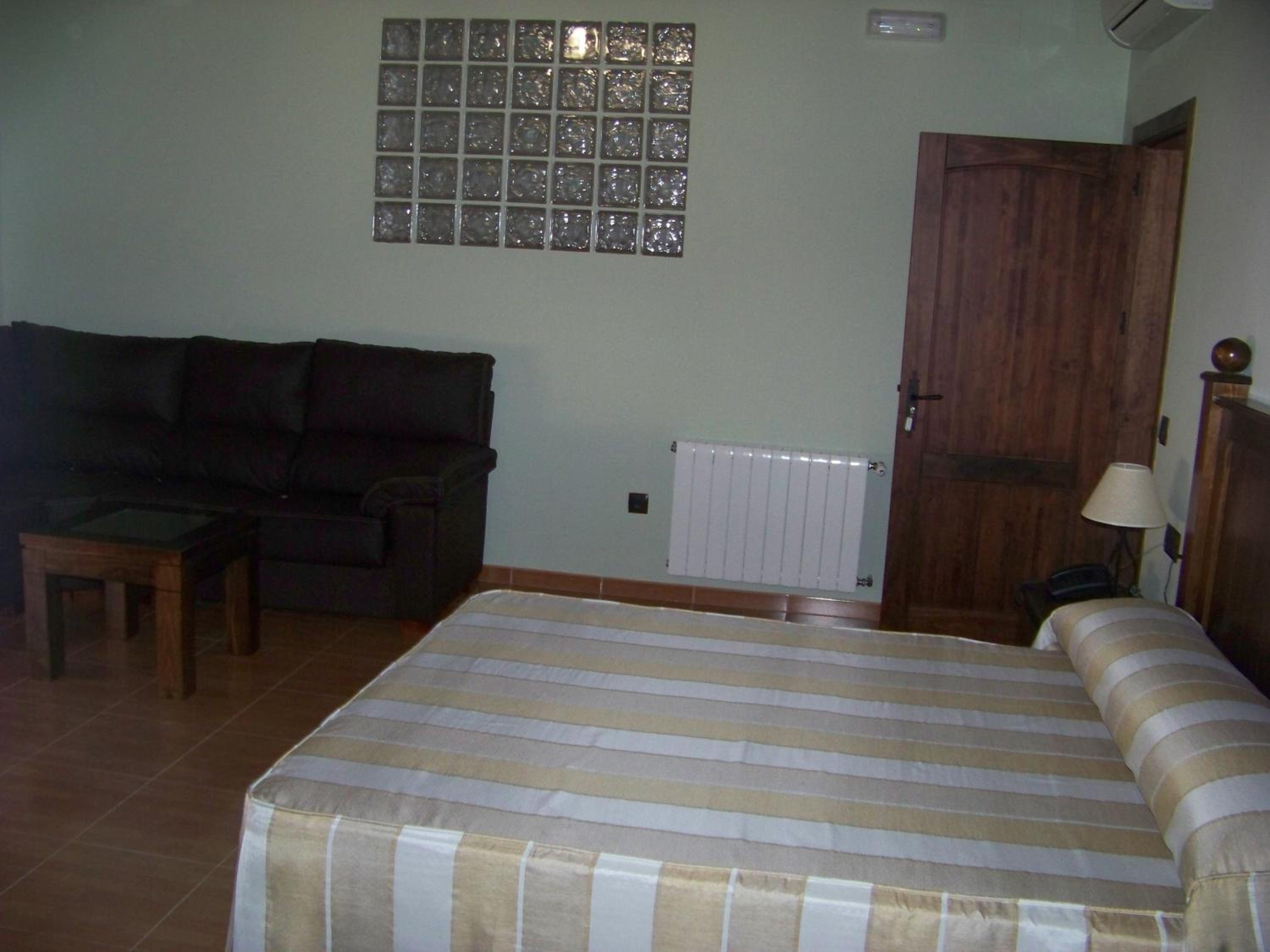 Hotel Rural Romero Torres 24/39
