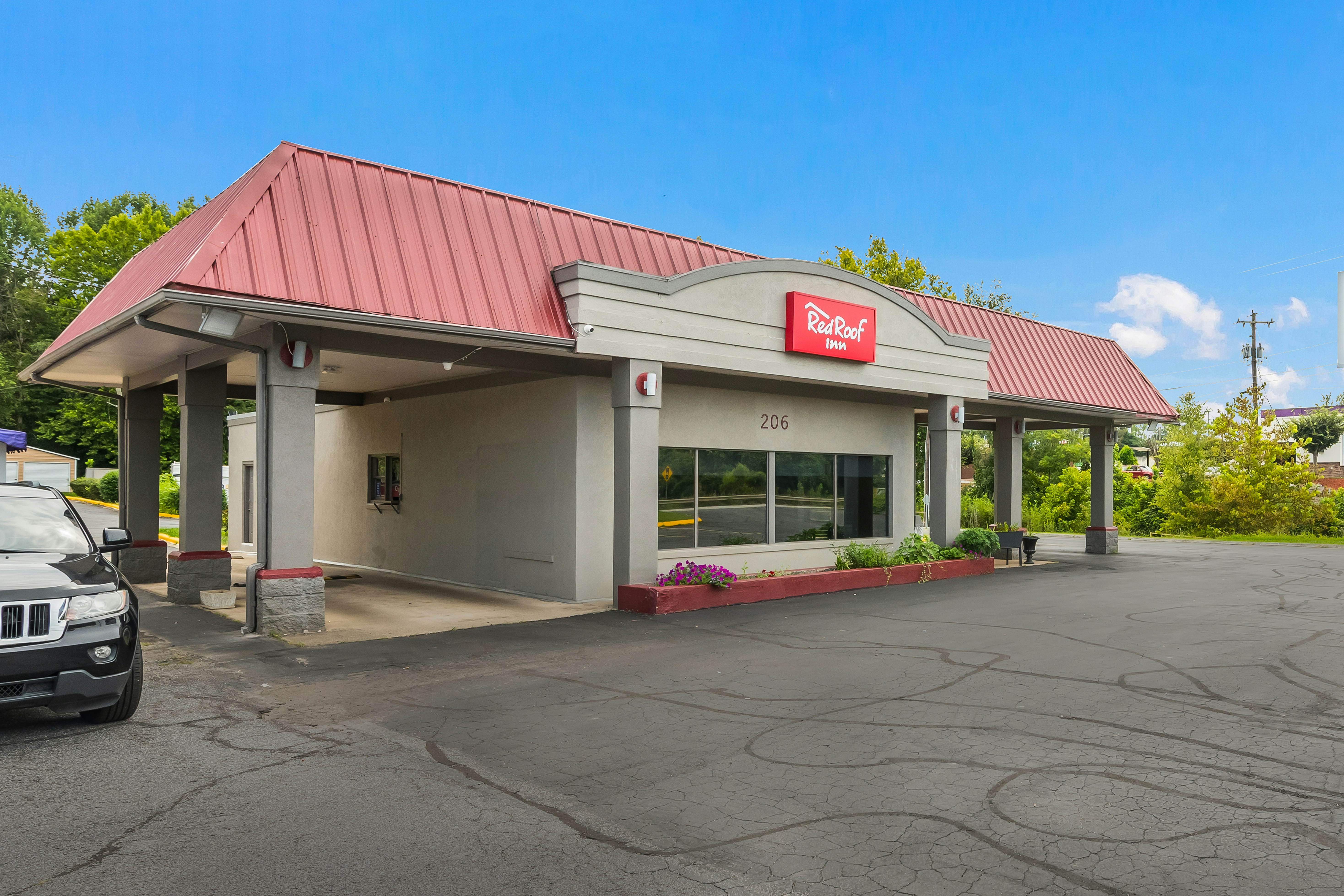 Red Roof Inn Lenoir 28/30