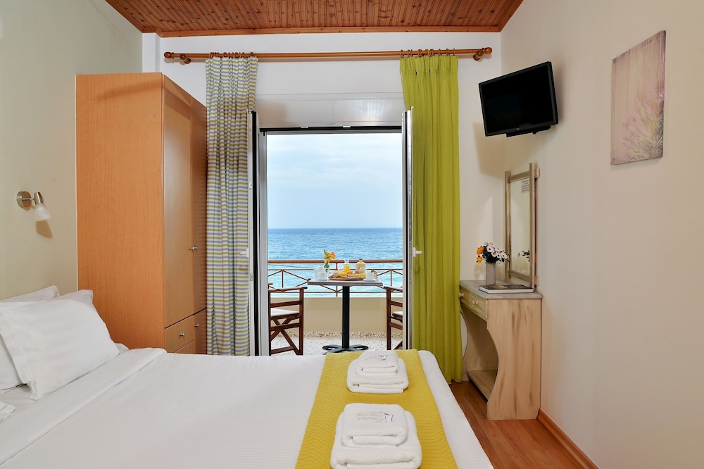 Pharos Rooms 23/72