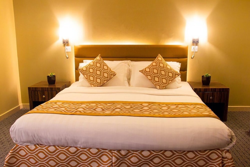 La Rive Hotels & Suites (Formerly known as Ghosn Al Banafsej) 9/59