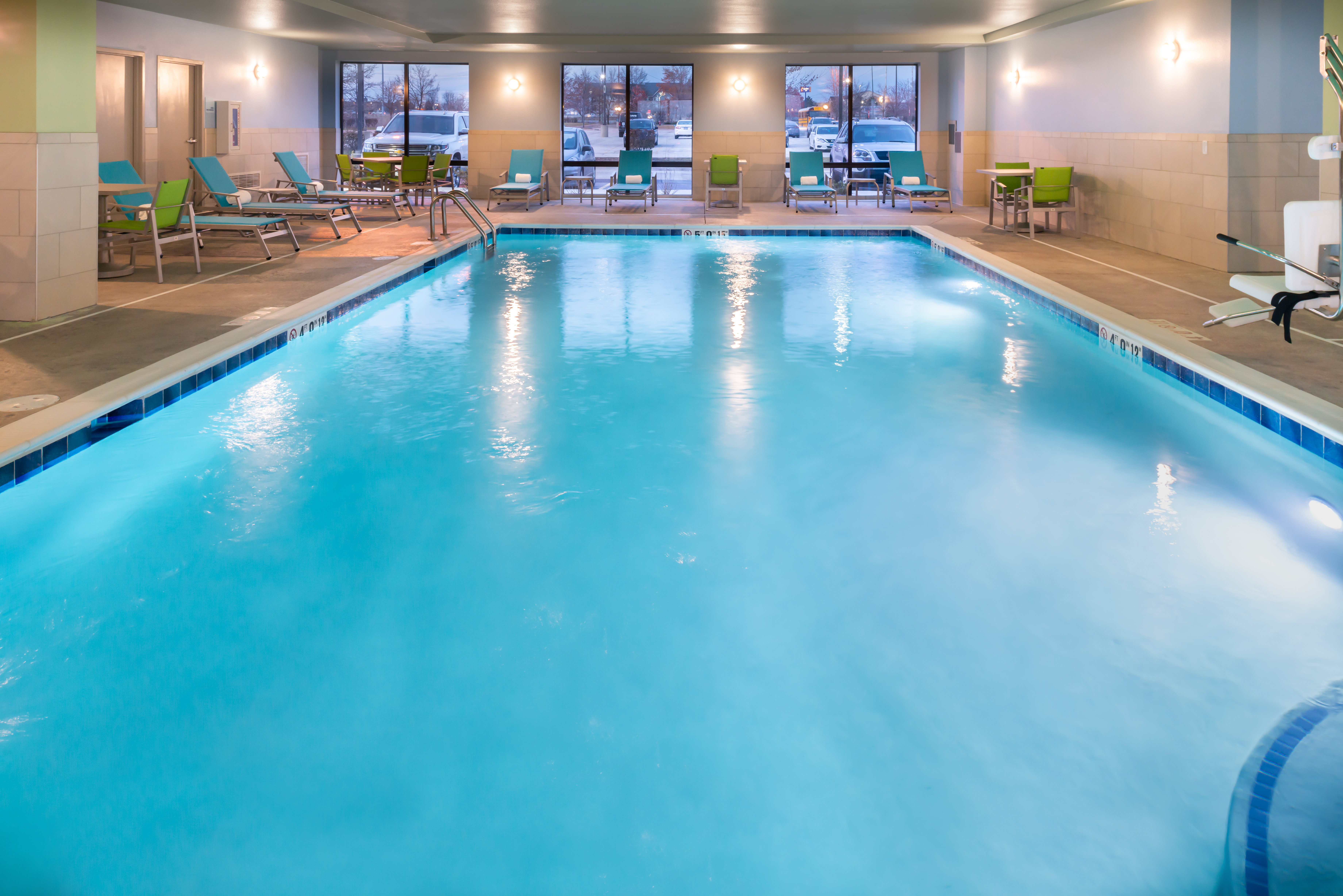 Holiday Inn Express & Suites Romeoville - Joliet North 41/68