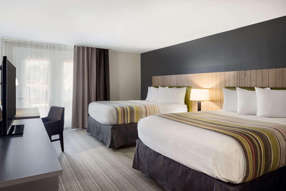 ROOM, 2 QUEEN BEDS