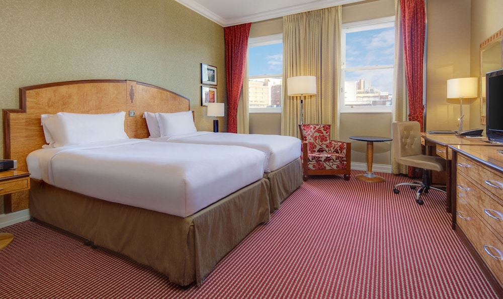 Hilton London Paddington 19/84