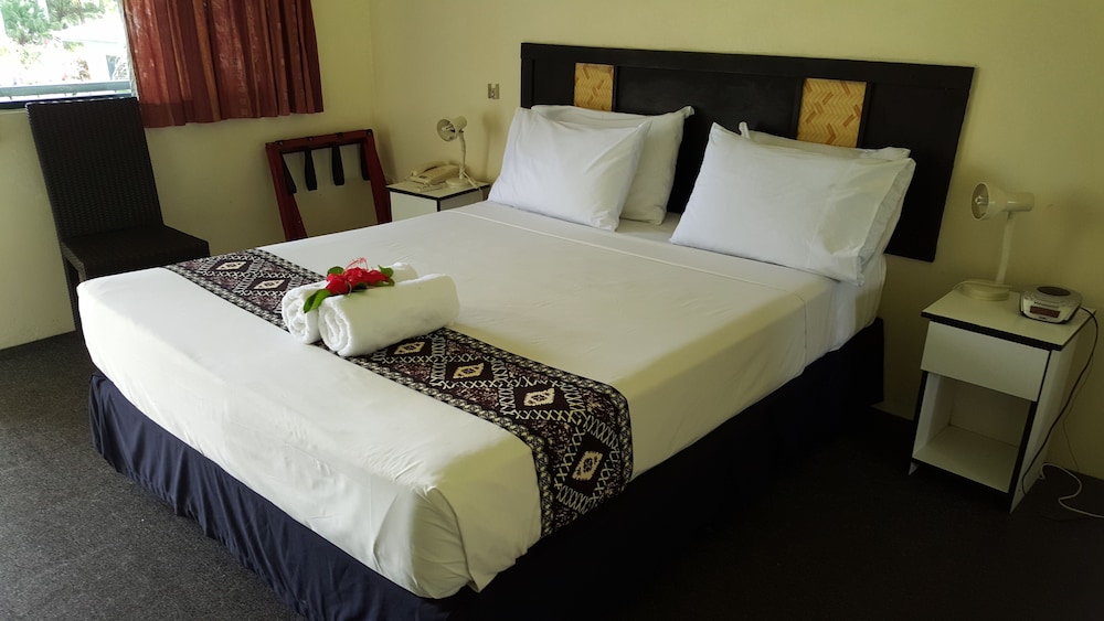 Grand West Villas 18/70