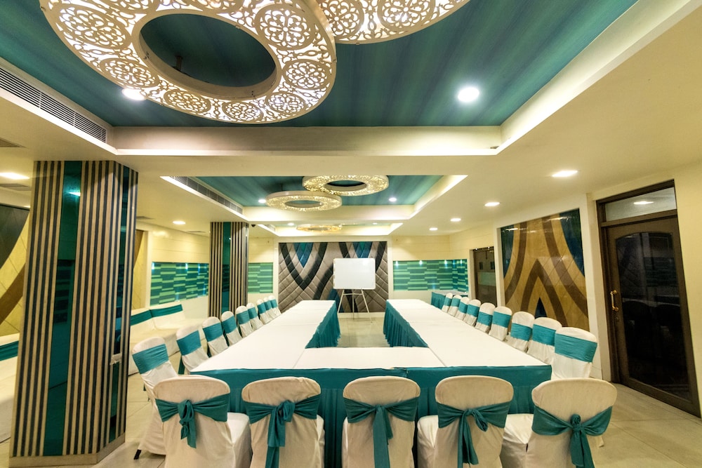 Hotel Annapoorna Residency 27/30