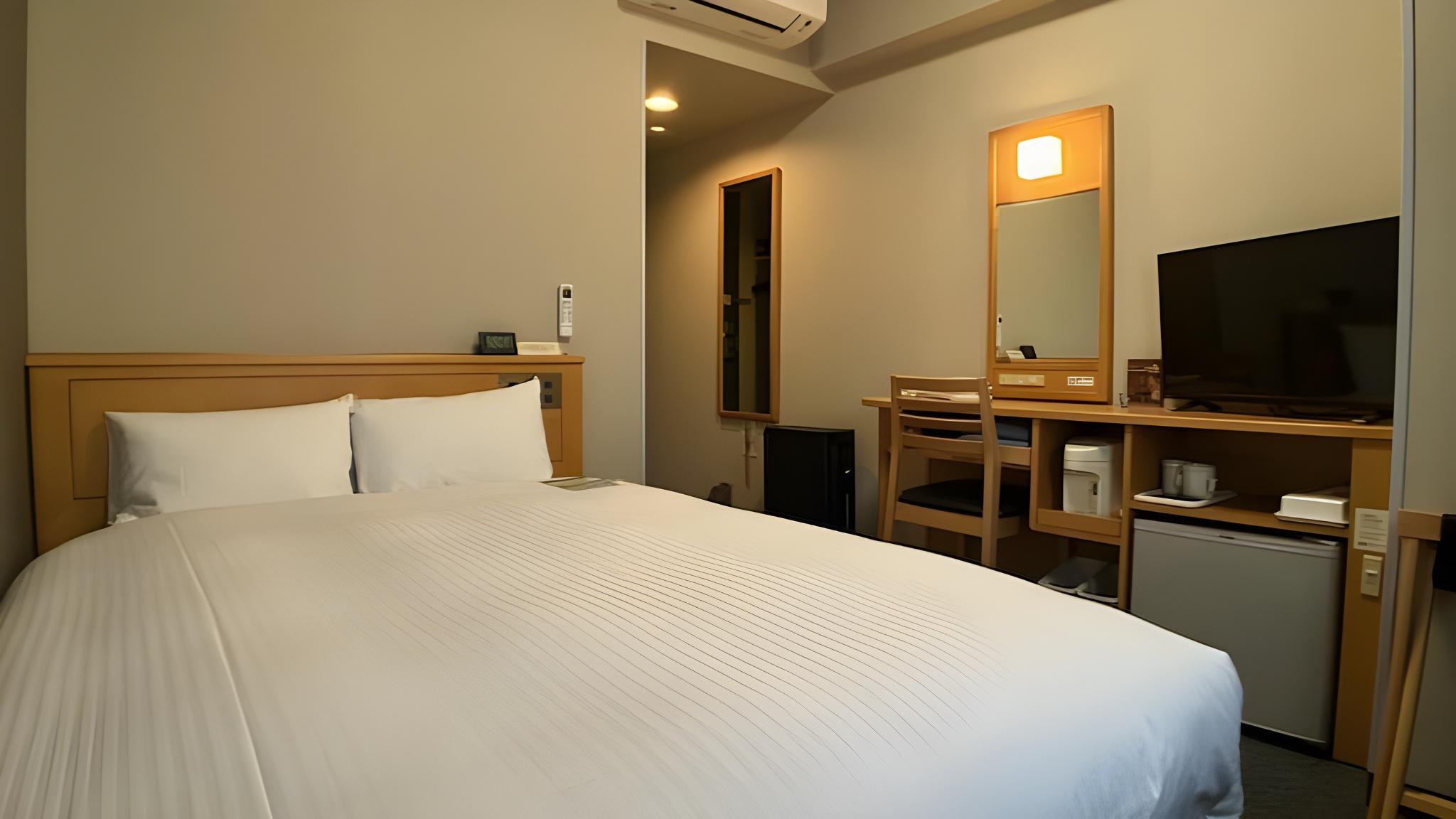 Semi Room, Male Dorm, Standard, Semi Double Bed, City View, Smoking